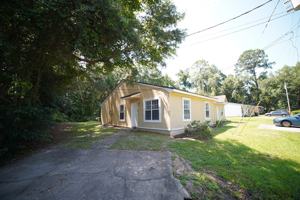 featured image of 6315 S Placid Pl