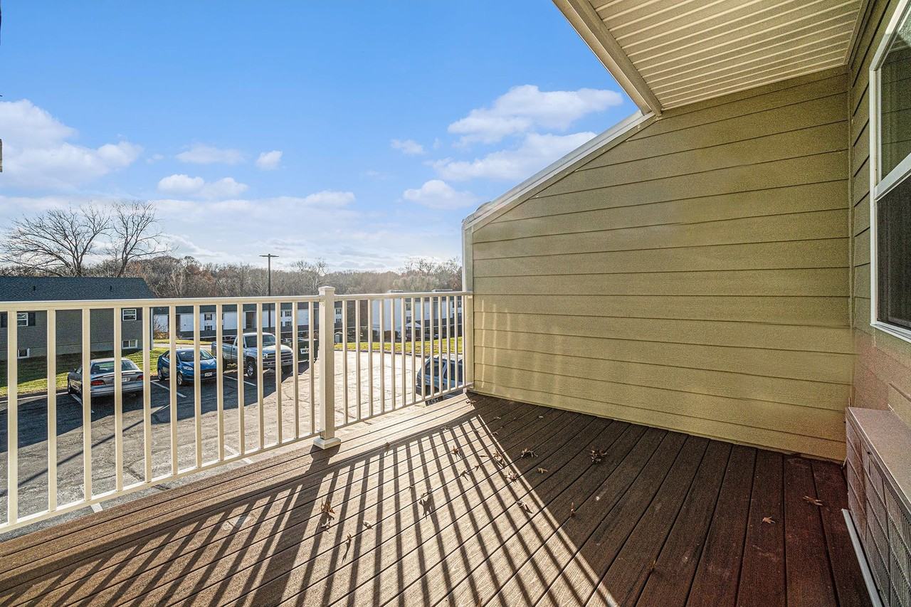 Gladstone Studios - Photo 4 of 39