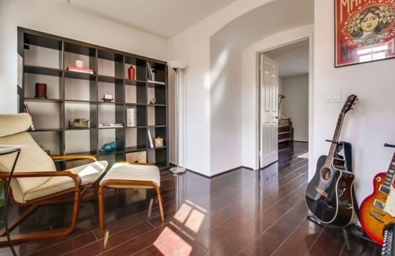 2281 Huntington Point Rd - Photo 6 of 11