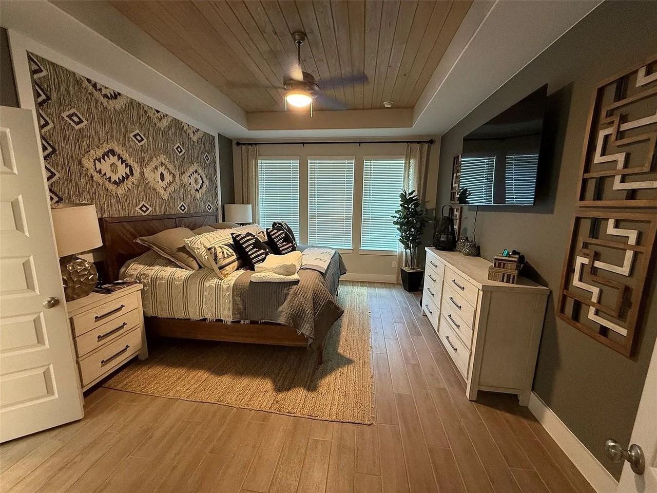 813 Craven Hill Ln - Photo 4 of 21