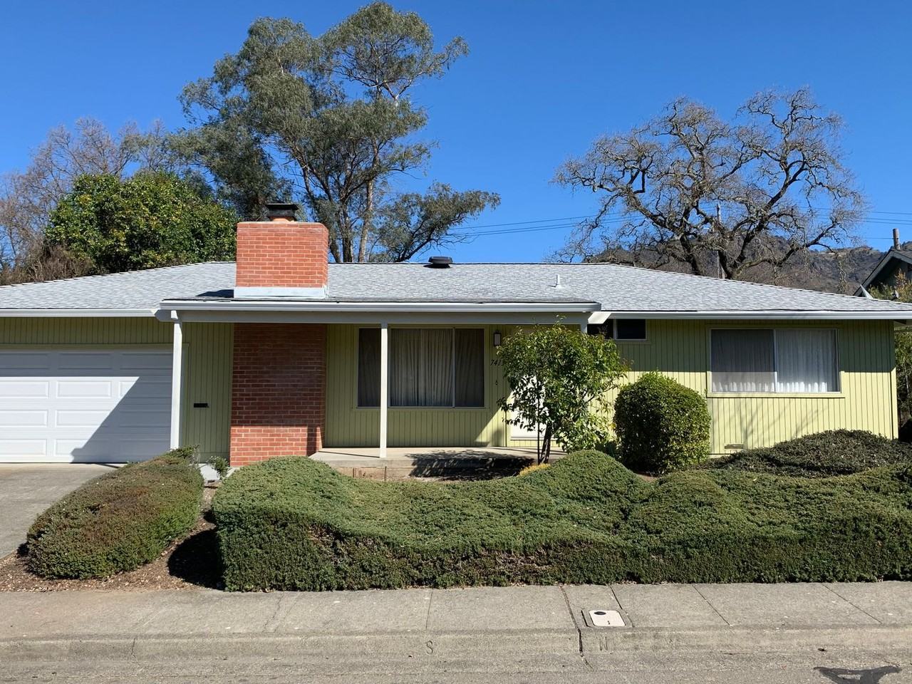 7413 Oak Leaf Dr - Photo 3 of 17