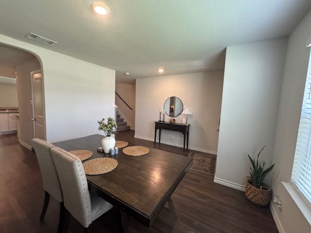 222 Grey Woodpecker - Photo 4 of 36