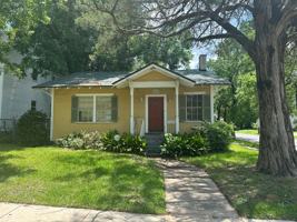 featured image of 559 Gladstone Blvd