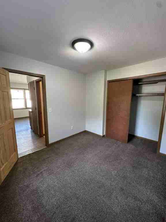 1608 Tippecanoe Dr - Photo 3 of 4