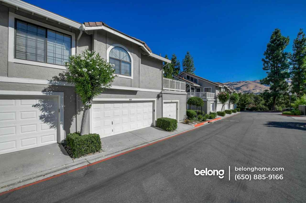 2843 Buena Knoll Ct - Photo 3 of 37