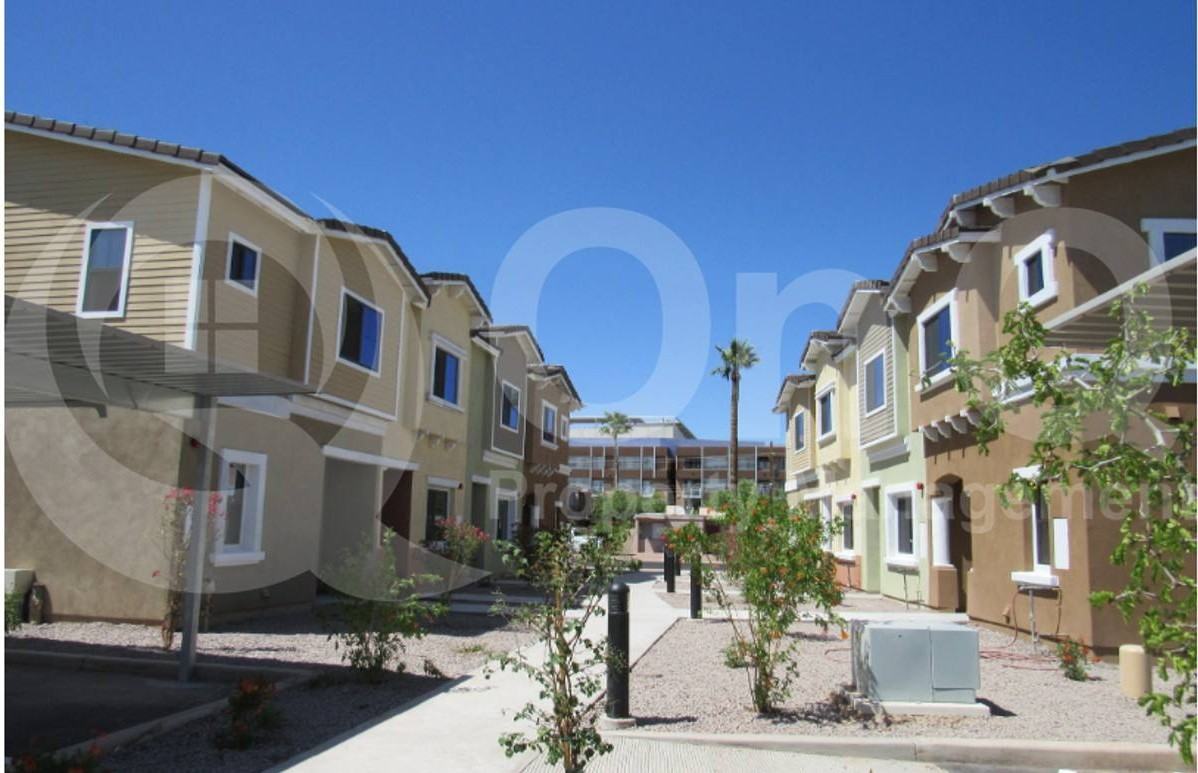 7323 E Belleview St #1002 - Photo 2 of 10