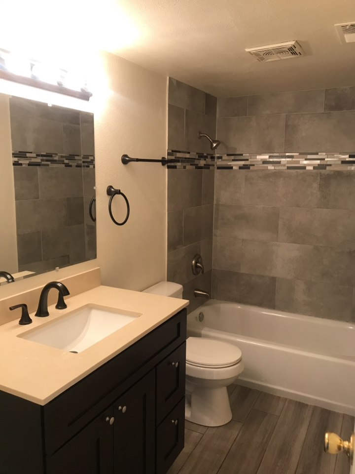 1021 Delaware Dr #1 - Photo 6 of 8