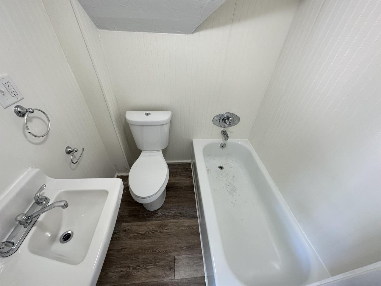 1212 Bluff St #1 - Photo 3 of 8