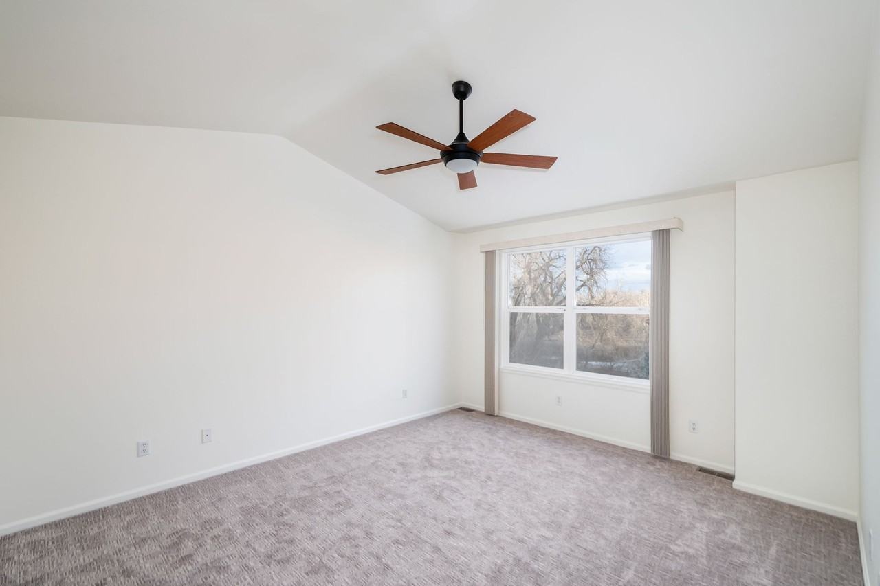299 W Jamison Cir #2 - Photo 2 of 27