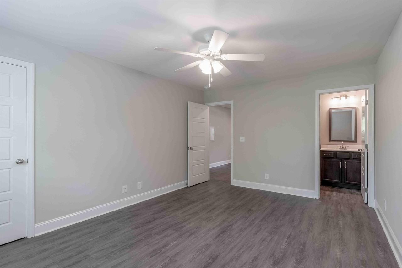 234 Smithson Ln #B - Photo 7 of 13