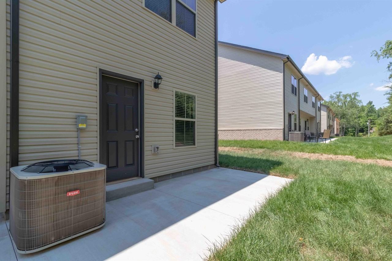 234 Smithson Ln #B - Photo 6 of 13