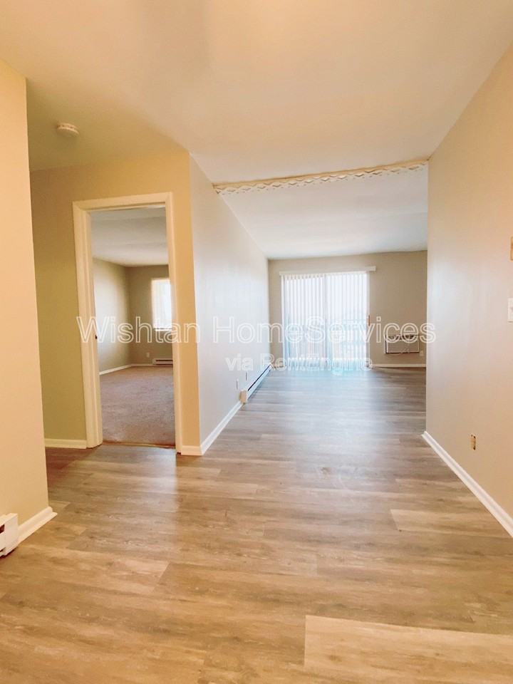 203 N Charleston Blvd #3 - Photo 4 of 23