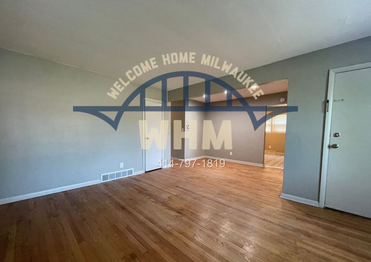 4054 N 68th St - Photo 2 of 16