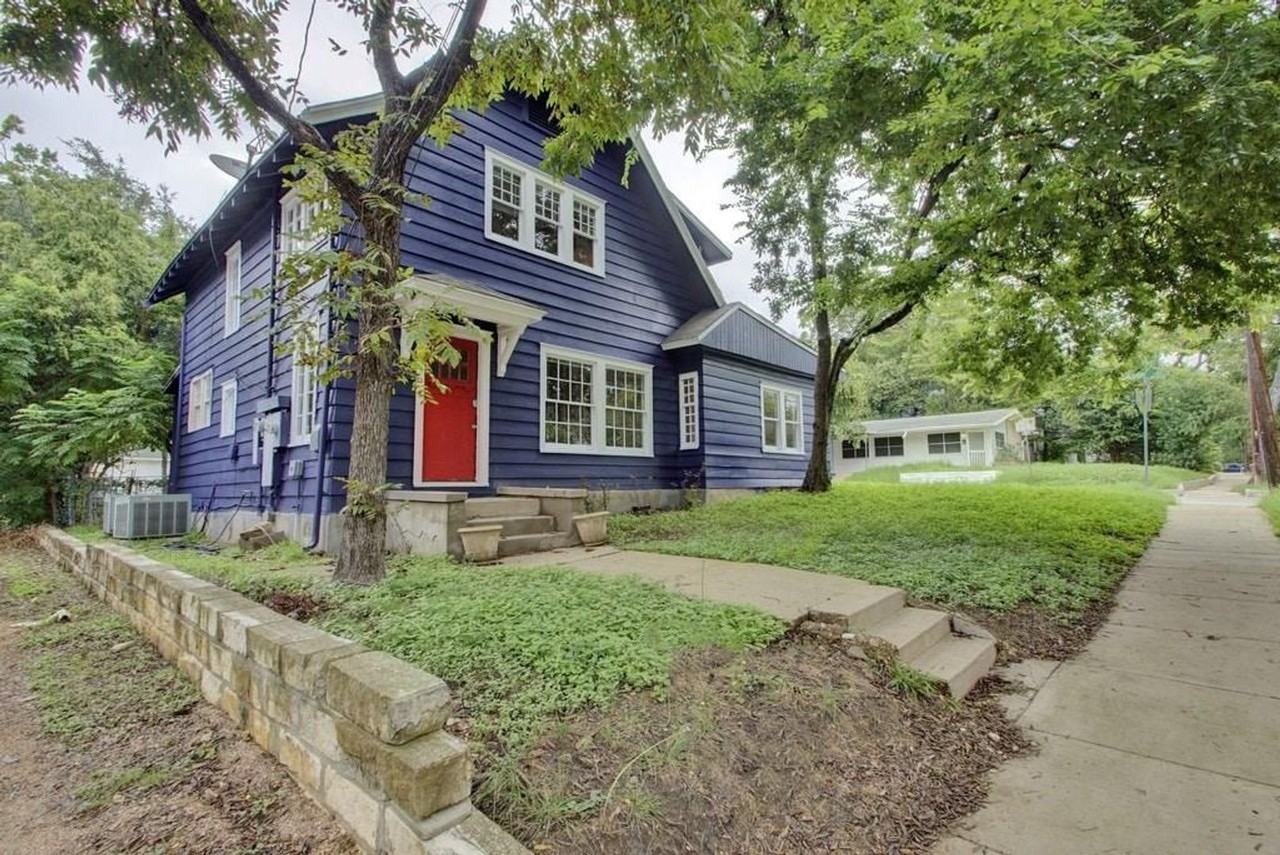 1100 W 22nd St - Photo 2 of 27