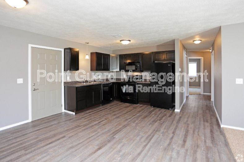 1801 E Northstar Pl #4 - Photo 2 of 16