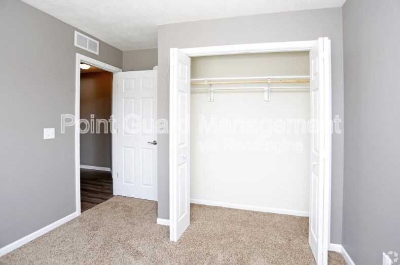 1801 E Northstar Pl #4 - Photo 5 of 16