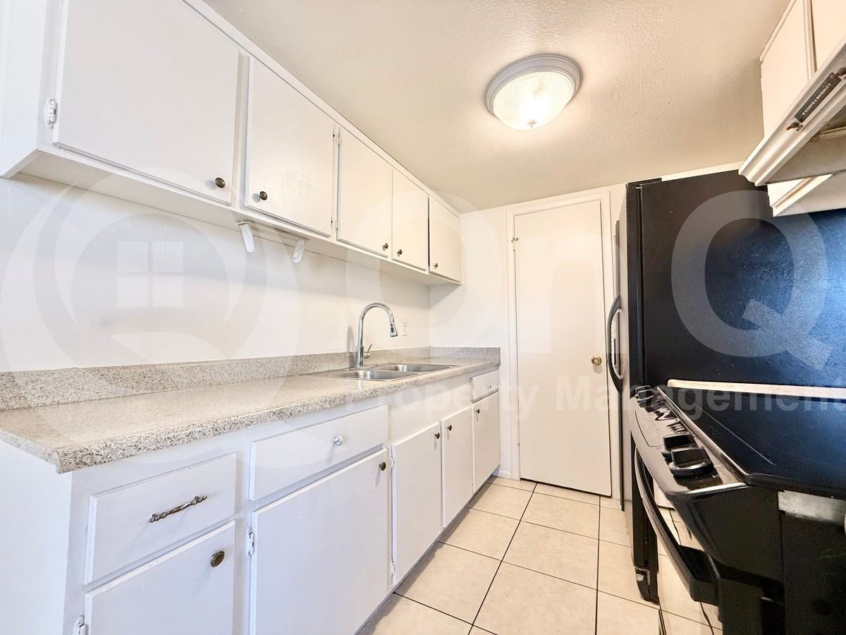 4227 N 68th Dr #467 - Photo 5 of 28