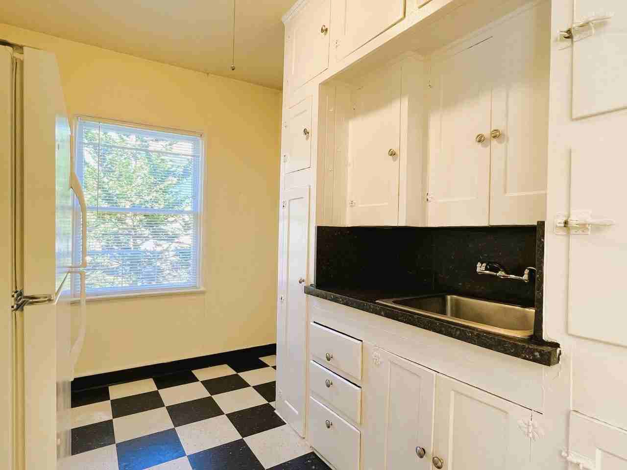 Kurdy Apartments - Photo 7 of 13