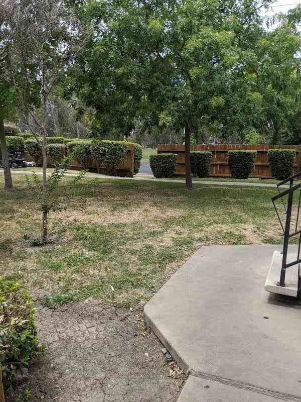 3380 R St - Photo 5 of 36