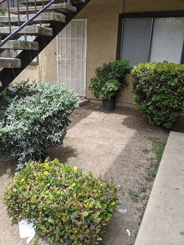 3380 R St - Photo 6 of 36