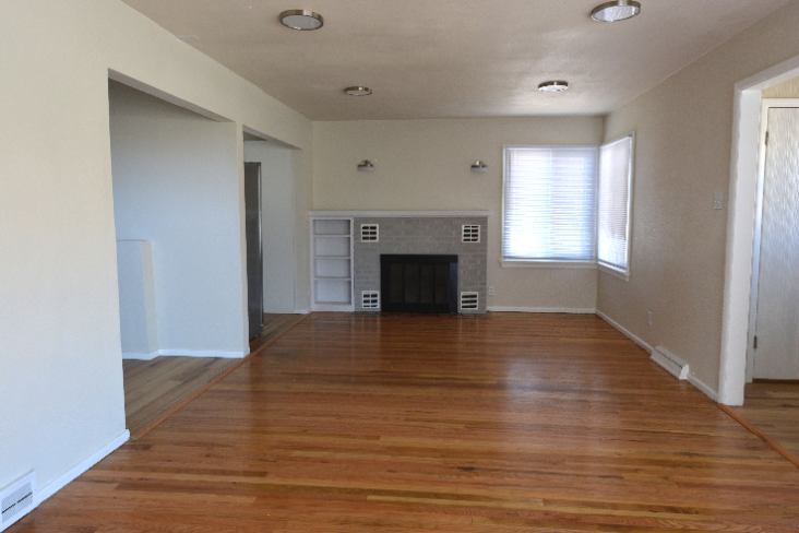 1001 E 22nd St Apt A - Photo 4 of 25