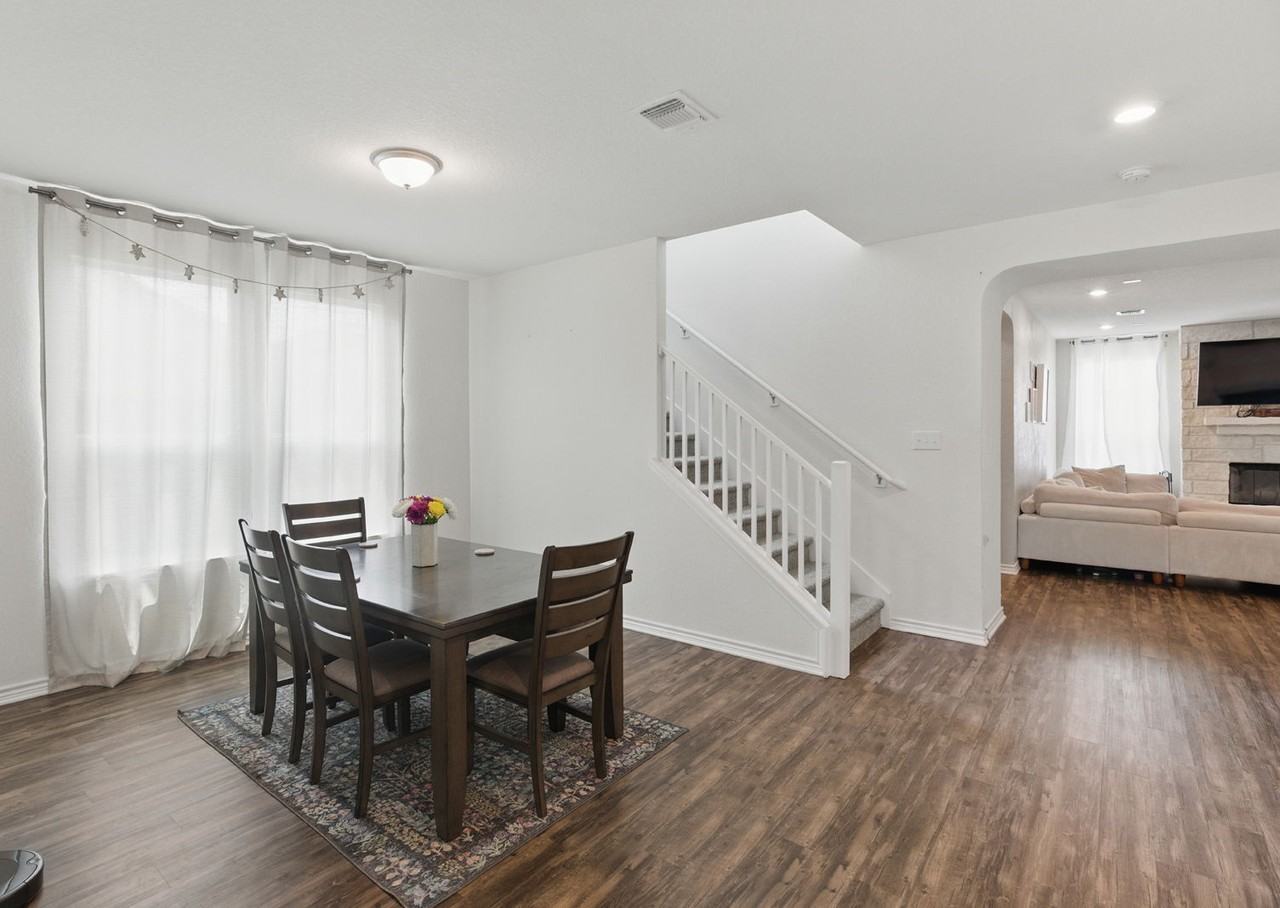 217 Landmark Cv - Photo 5 of 23