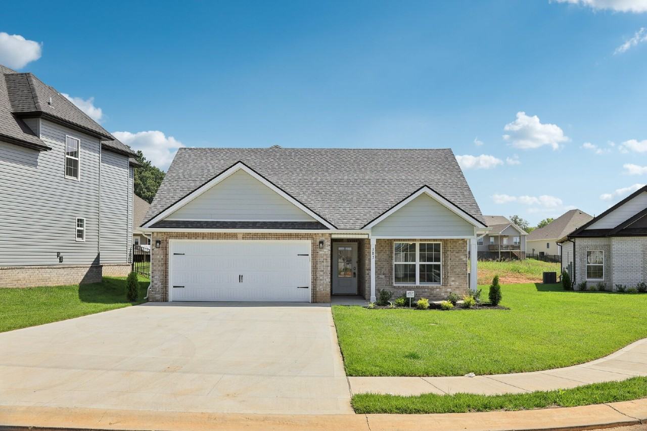 383 Kingland Ln - Photo 3 of 50