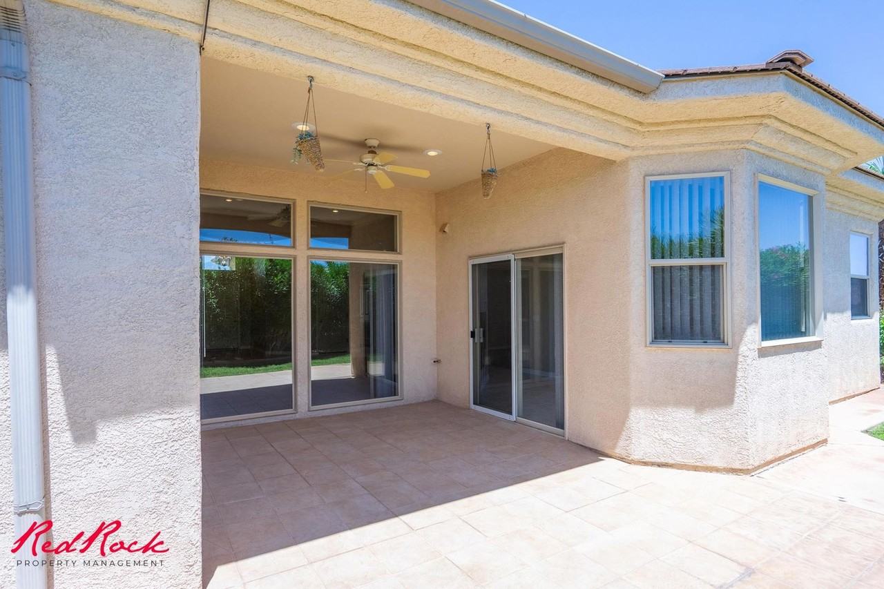 2326 E 140 S - Photo 4 of 39