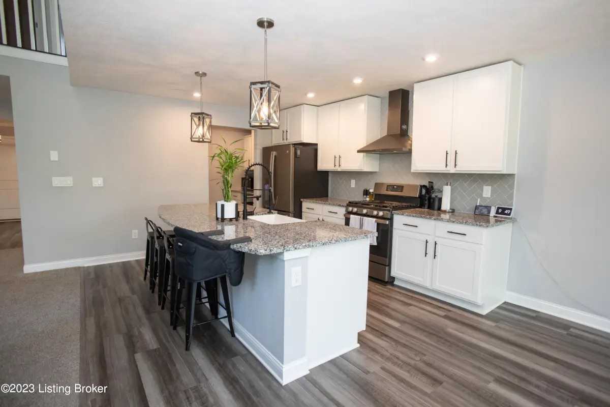 454 Copper Creek Drive - Photo 3 of 9