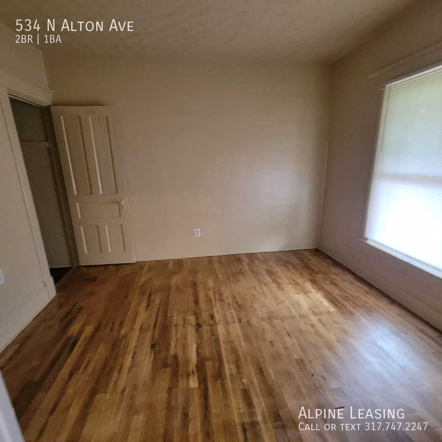 534 N Alton Ave - Photo 3 of 7
