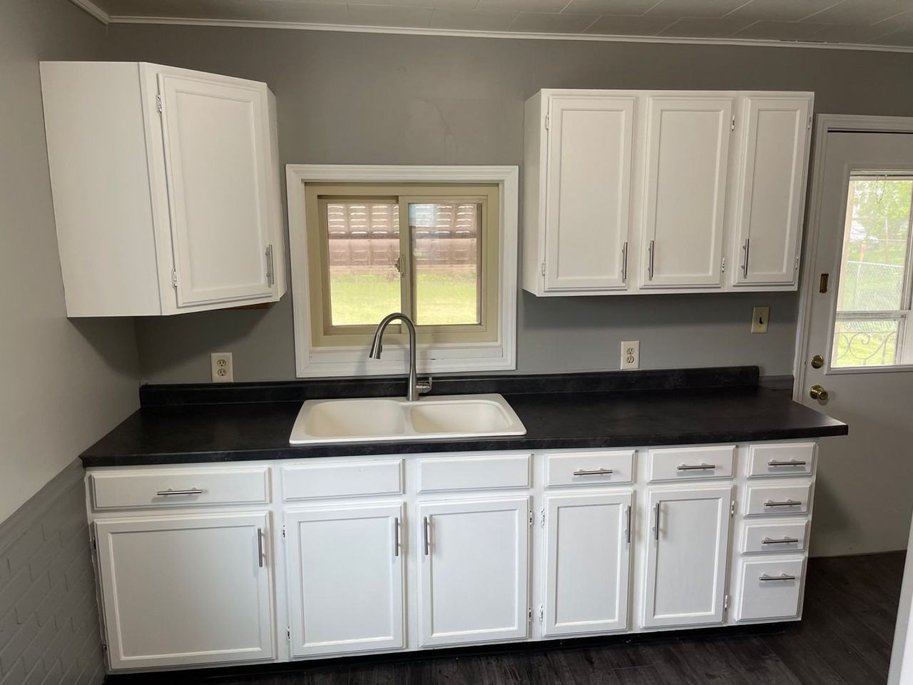 751 Vine Ave - Photo 7 of 19