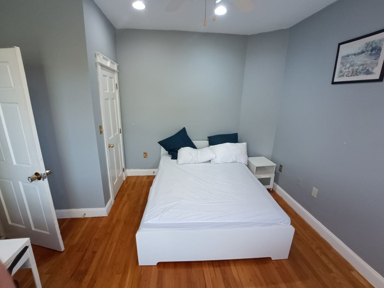 102 Moreland St #3 - Photo 2 of 3