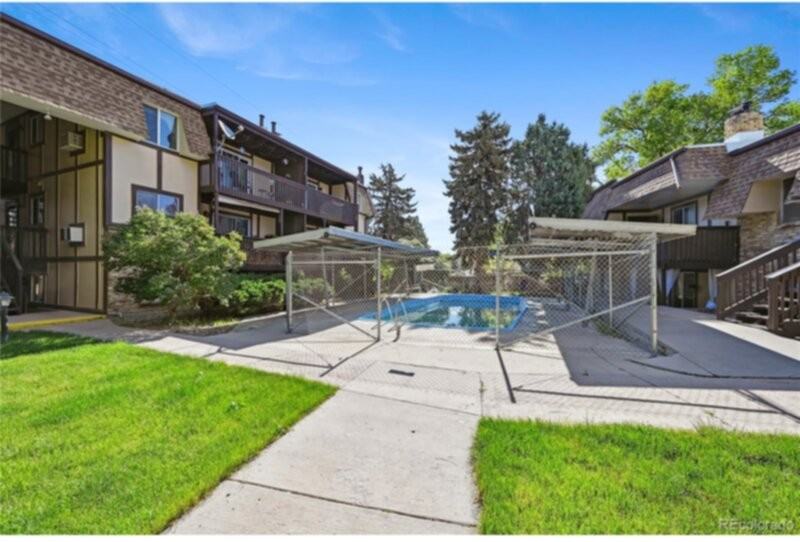 1390 Everett Ct #109 - Photo 4 of 17