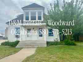 featured image of 1203 Texas St #WEST