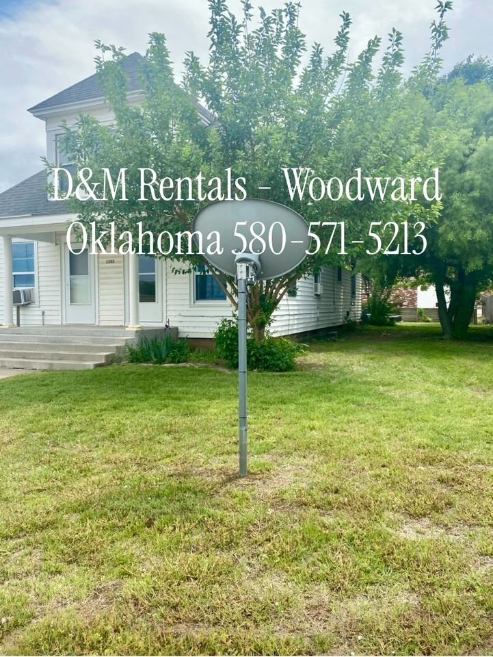 1203 Texas St #WEST - Photo 2 of 12