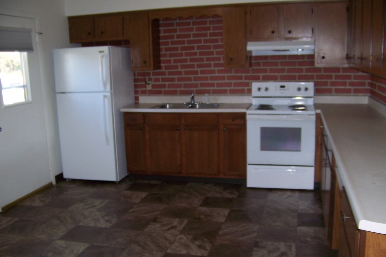 2201 Stoneybrook Rd #A - Photo 6 of 14