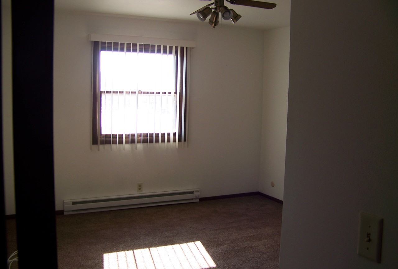 2201 Stoneybrook Rd #A - Photo 7 of 14