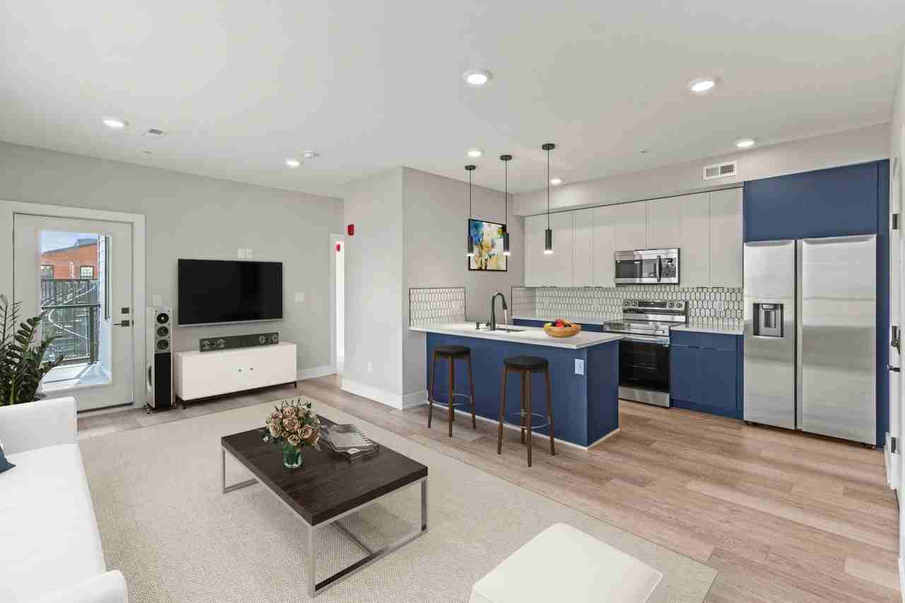 Brand New Construction Boutique Apartments - Photo 4 of 23