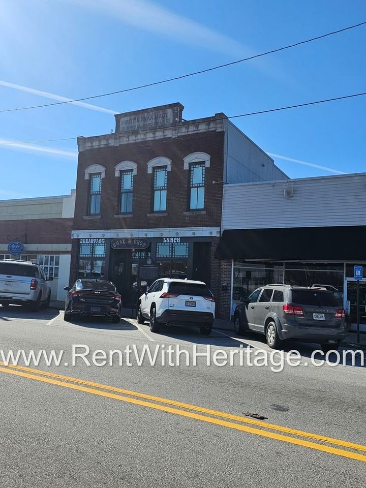 130 W Montgomery St #C - Photo 2 of 32