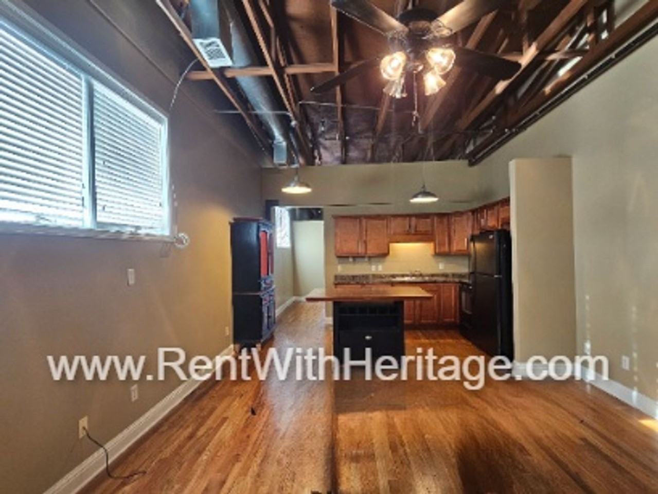 130 W Montgomery St #C - Photo 6 of 32