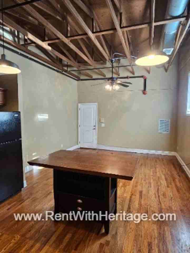 130 W Montgomery St #C - Photo 7 of 32