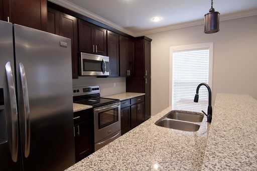 219 Park West Loop - Photo 3 of 16