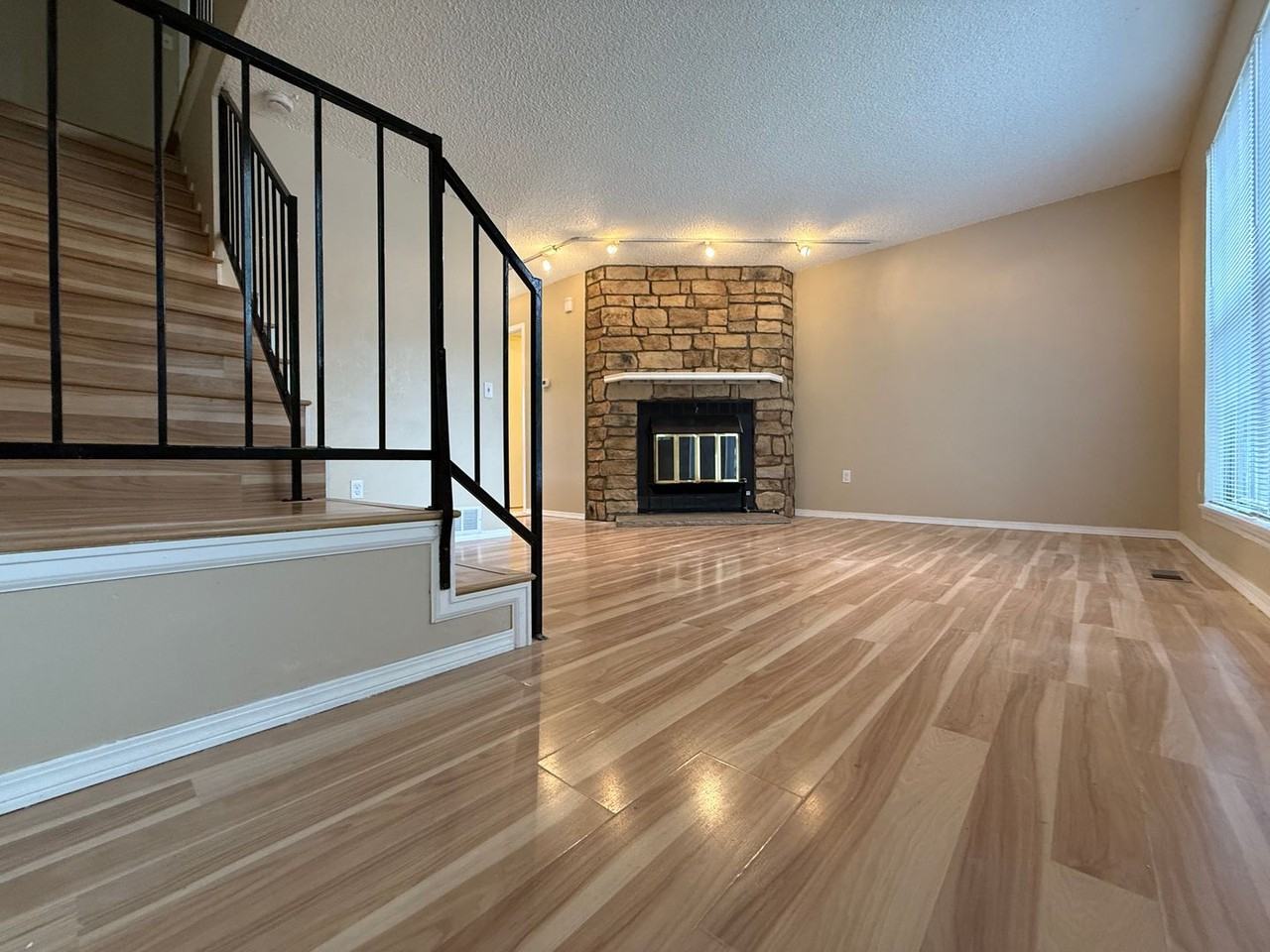 2907 W 81st Ave #F - Photo 3 of 11