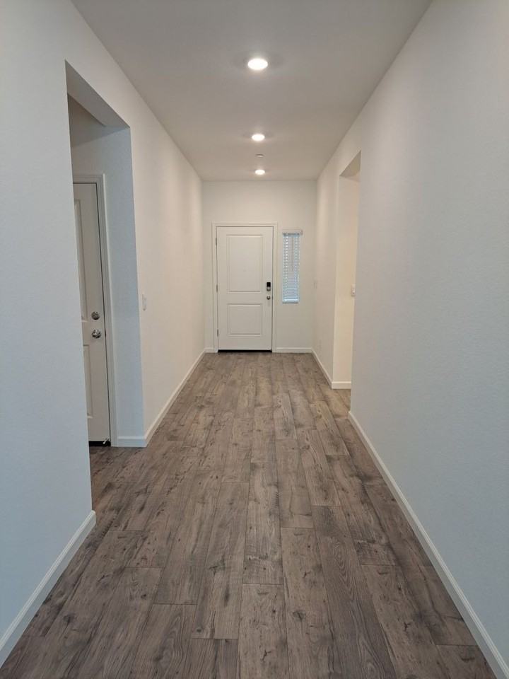 1705 Butterfly Ln - Photo 5 of 42