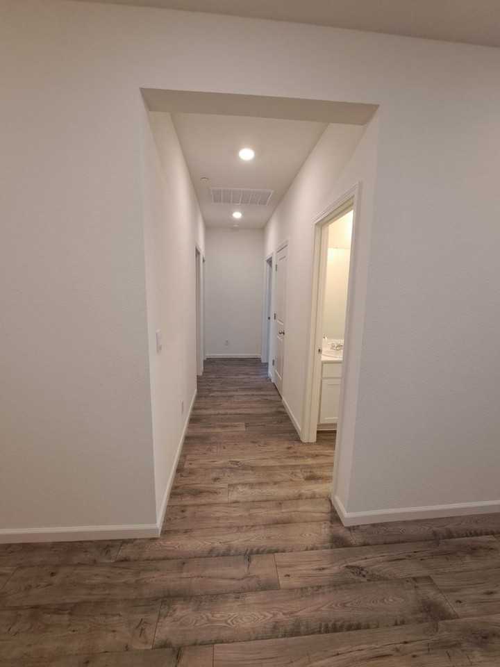 1705 Butterfly Ln - Photo 6 of 42