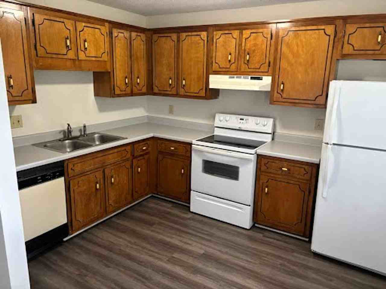 1620 1620 Baltimore Dr - 1620 Baltimore Dr #C - Photo 3 of 13