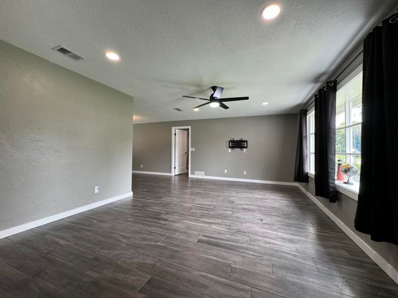 93 Alanwood Dr - Photo 3 of 24