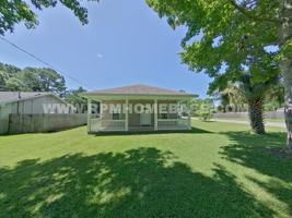 featured image of 498 Lakeview St