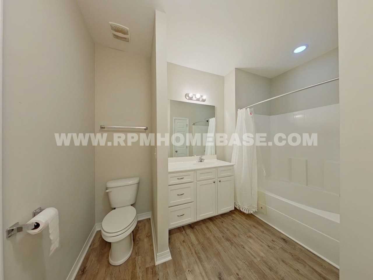 498 Lakeview St - Photo 6 of 16