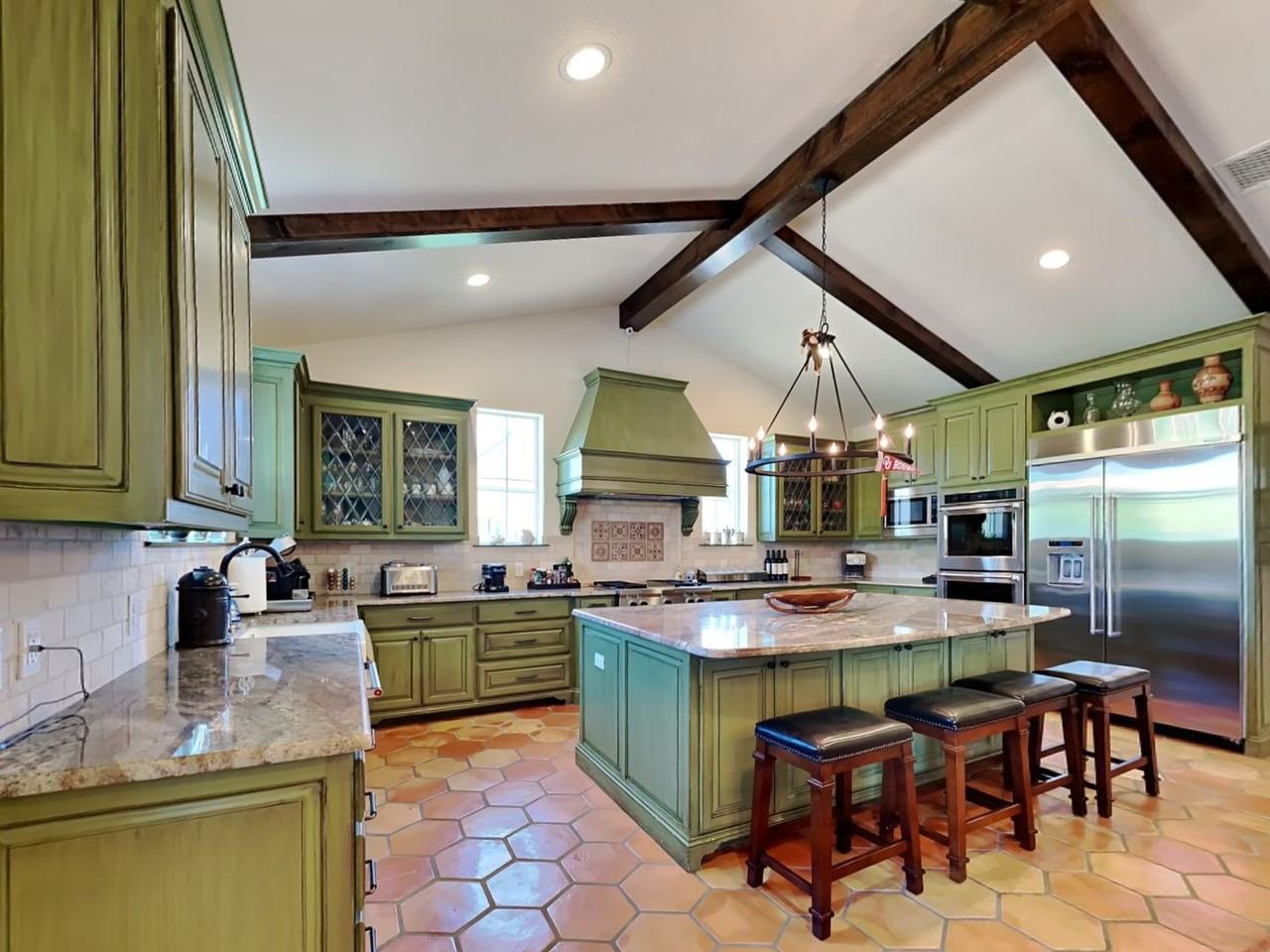 7916 Bella Flora Dr - Photo 6 of 26
